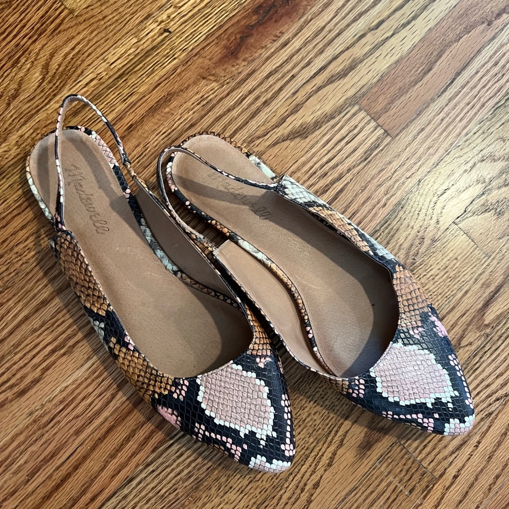Madewell snakeskin flats size 9